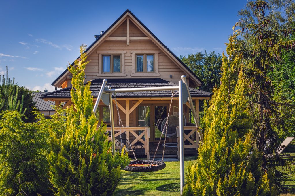 Apartamenty SeaUSasino - Ogród - Widok Dom Pierwszy - Bocianie Gniazdo