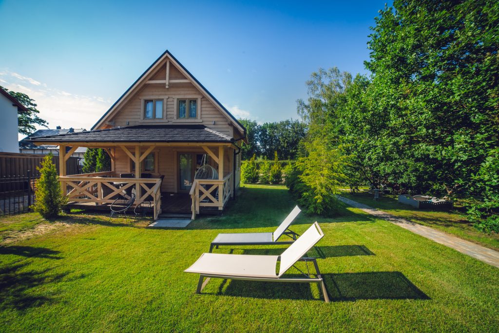 Apartamenty SeaUSasino - Ogród - Widok Dom Pierwszy